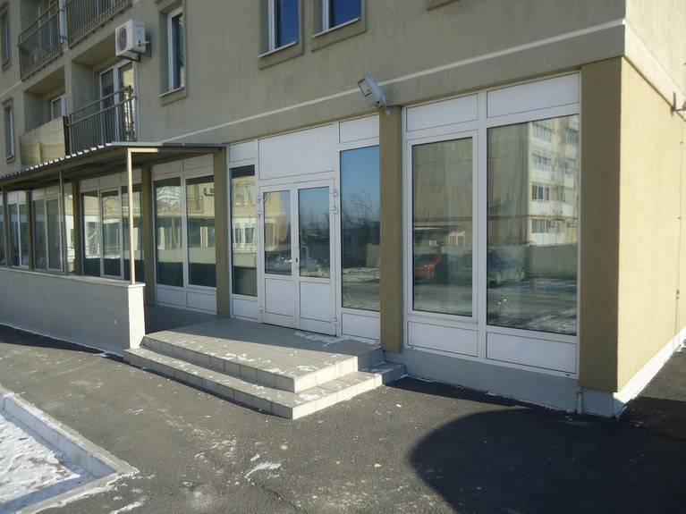 Аренда помещения в доме или торговом центре - что лучше?